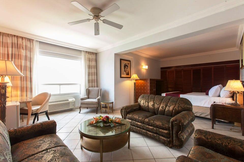 Ramada By Wyndham Princess Ciudad de Belice Exterior foto