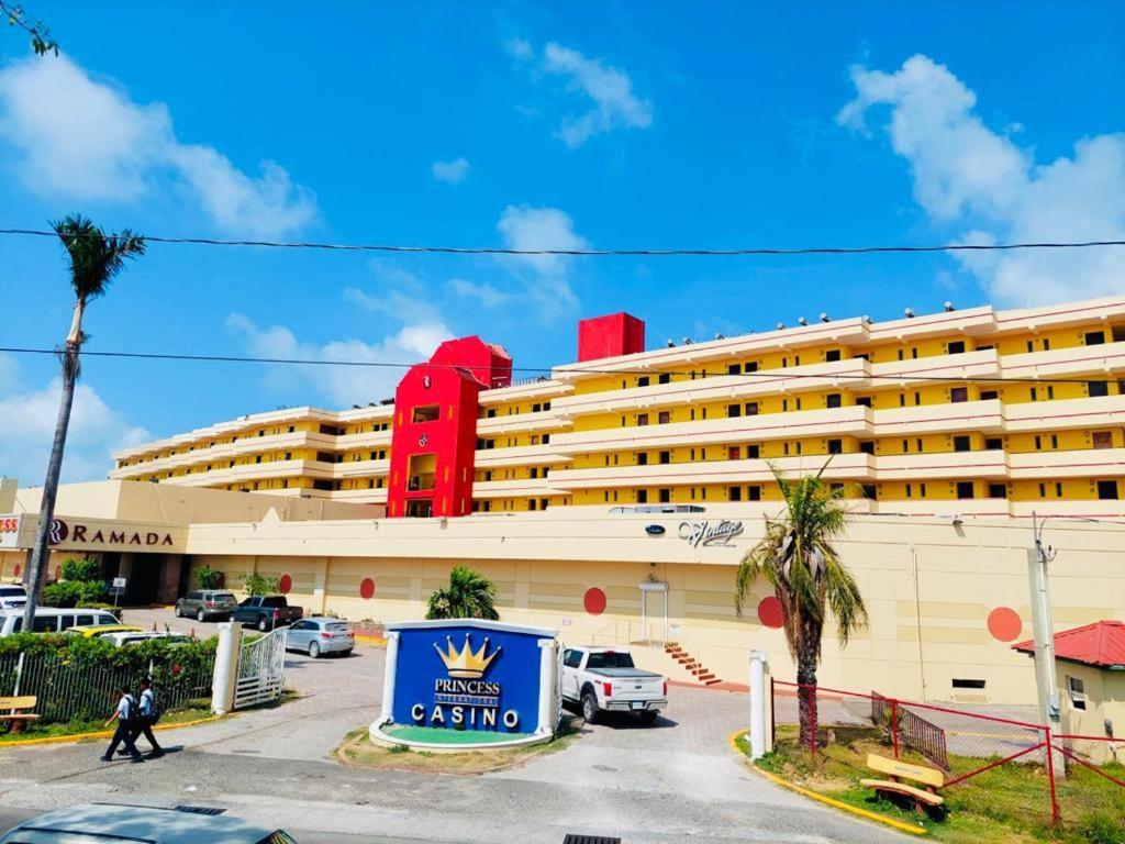 Ramada By Wyndham Princess Ciudad de Belice Exterior foto