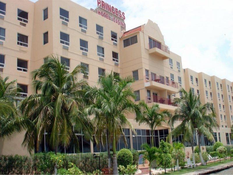 Ramada By Wyndham Princess Ciudad de Belice Exterior foto
