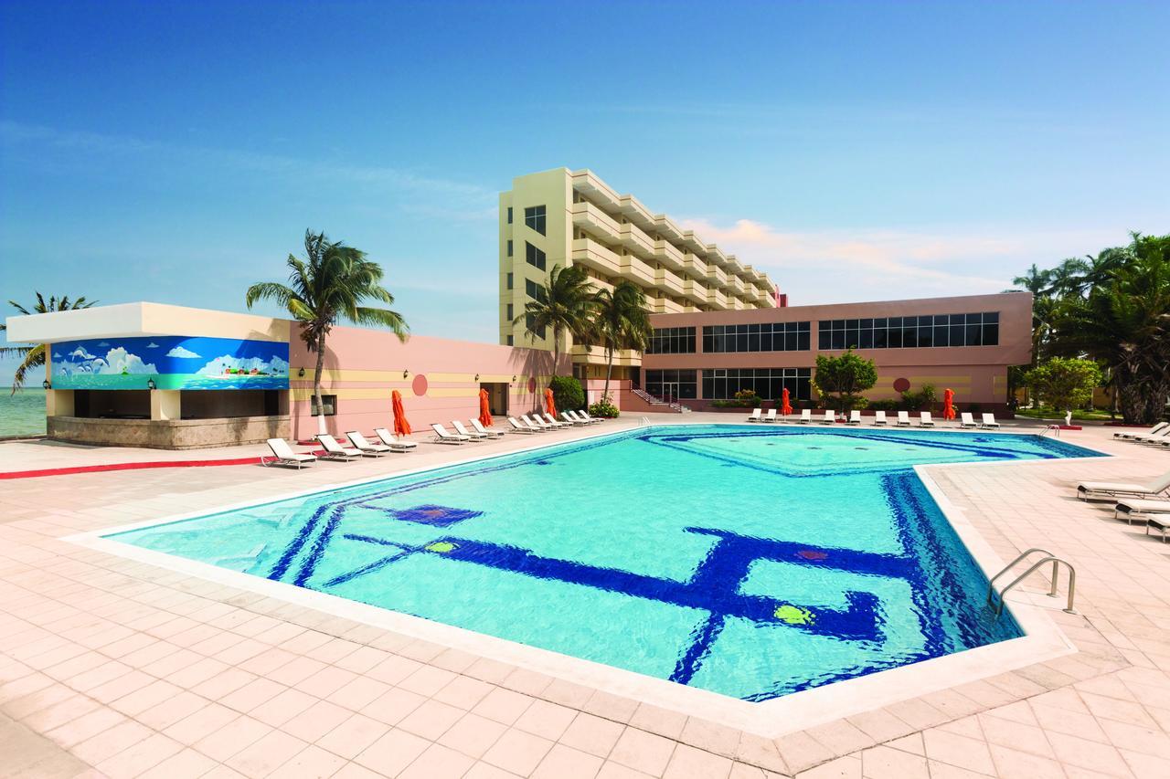 Ramada By Wyndham Princess Ciudad de Belice Exterior foto